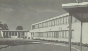 dyer central high school front entrance