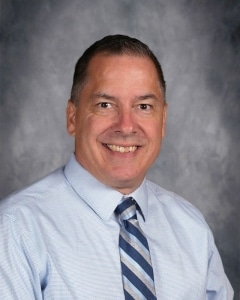 Yearbook Head principal Ken Newton